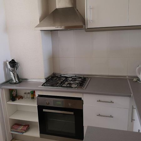 Acogedor Apartamento Frente Al Mar Con Piscina 阿尔啼 外观 照片