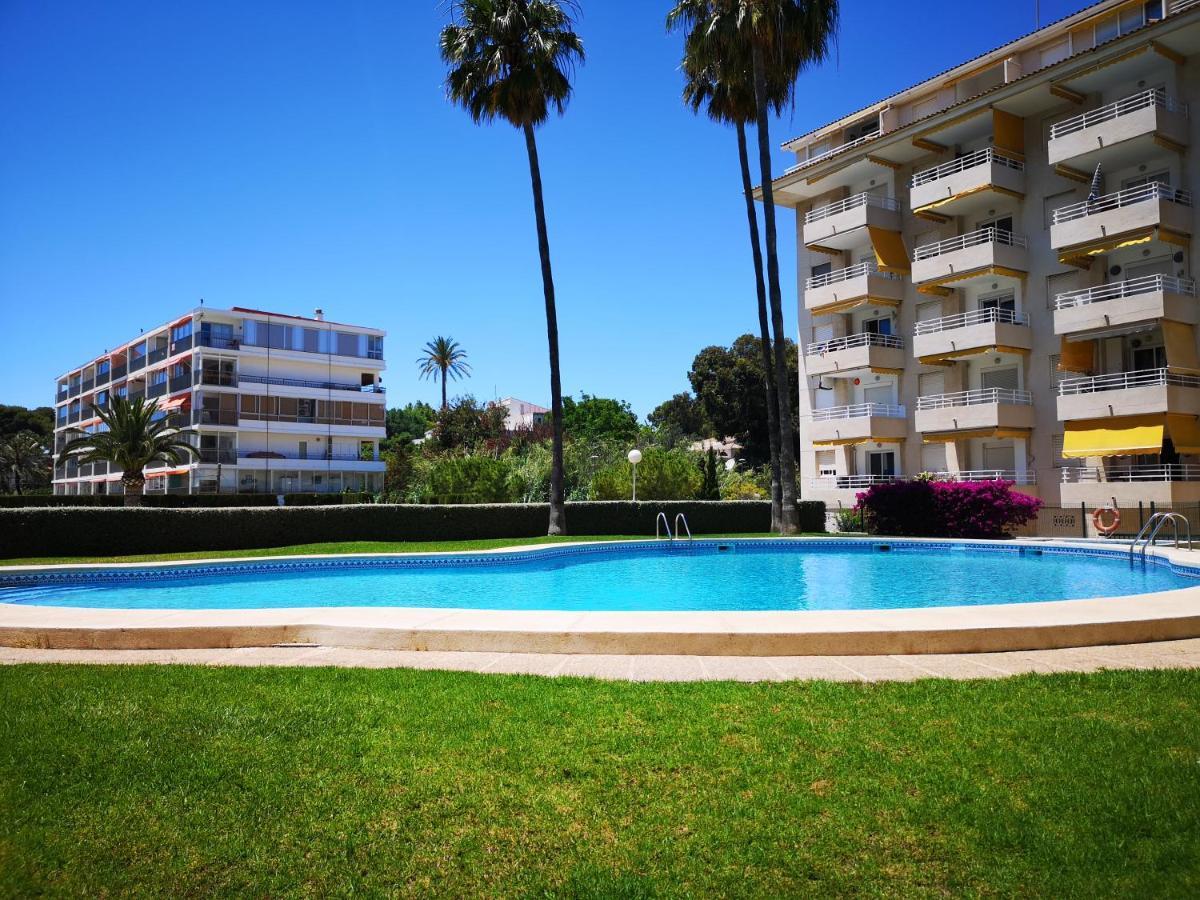 Acogedor Apartamento Frente Al Mar Con Piscina 阿尔啼 外观 照片